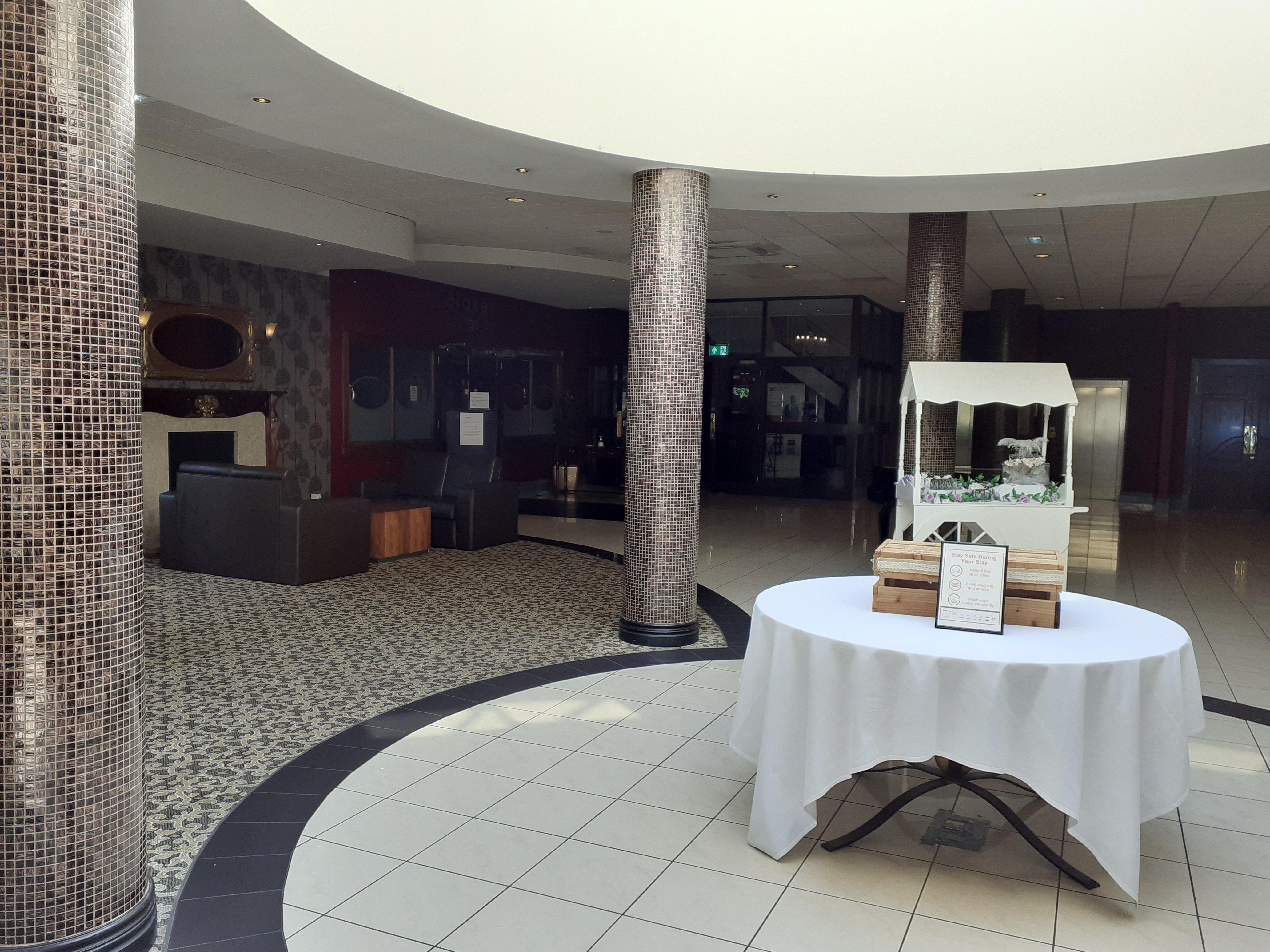 Holiday Inn Barnsley By Ihg Buitenkant foto
